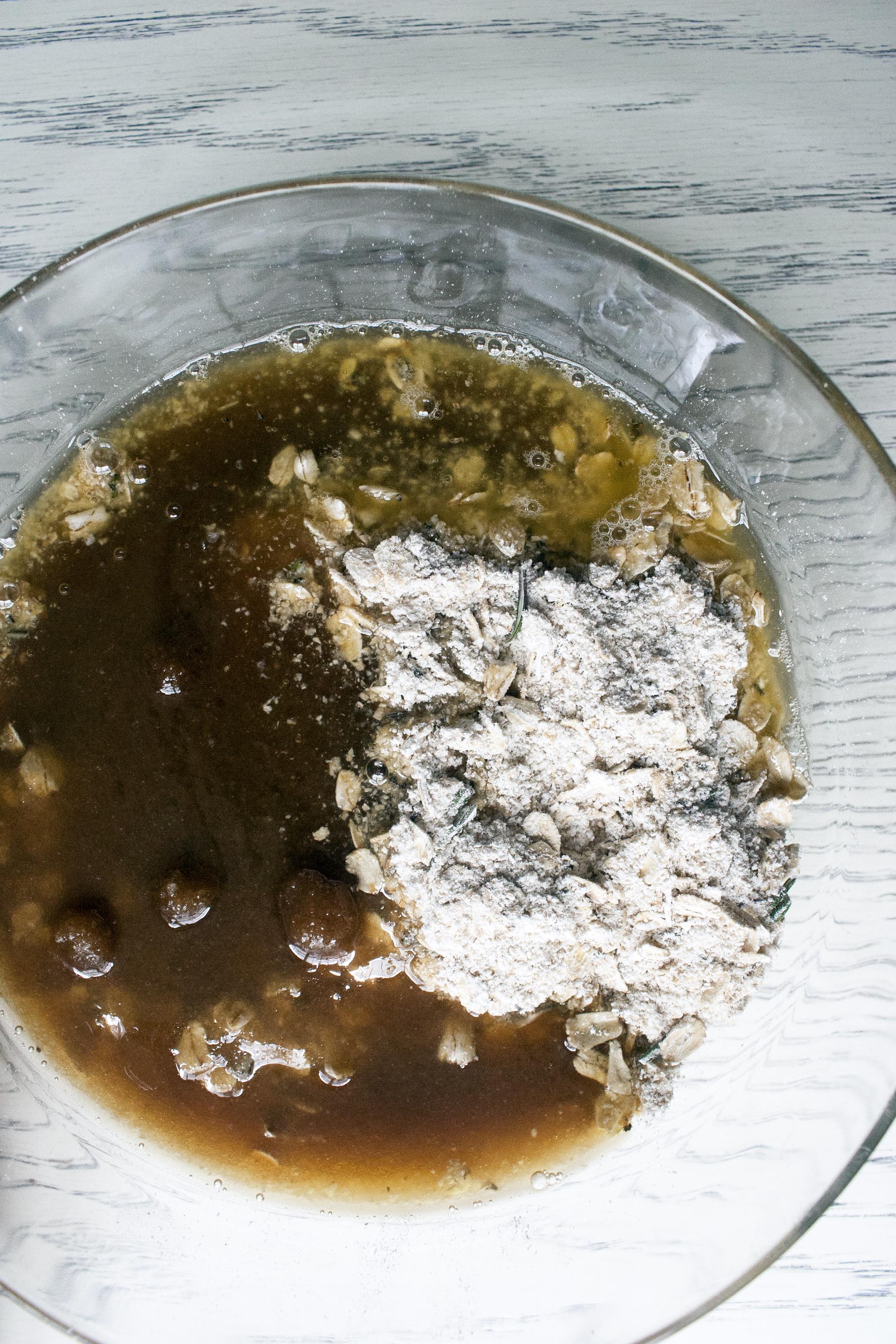 Wet and Dry ingredients mixed together for Salted Rosemary Oat Bark. www.lifeaswecookit.com