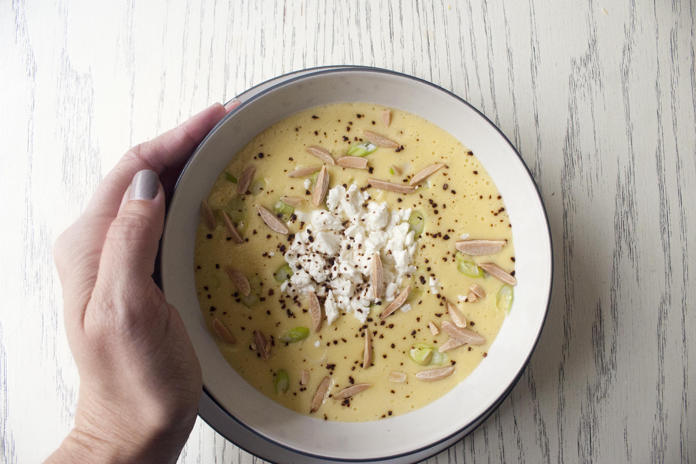 Creamy Corn Soup made with fresh corn, corn stock and just a few other ingredients (none of them are cream!). www.lifeaswecookit.com